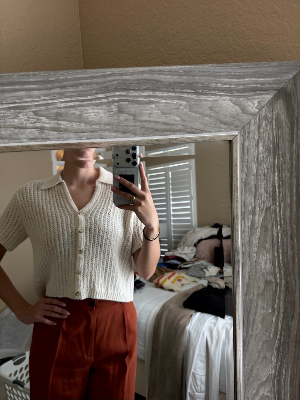 Abercrombie and Fitch: Cream Knit Short-Sleeve Button Cardigan - Women